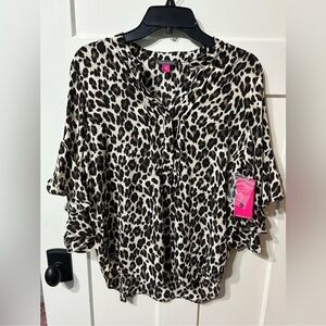 Vince Camuto Leopard Elegant Ruffle sleeve Small
